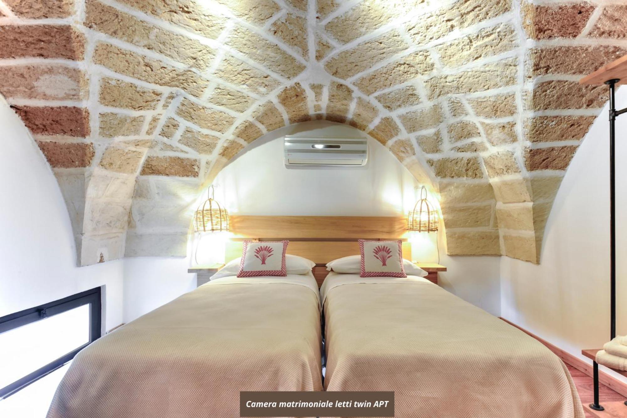 Castriota19 - Jacuzzi Room & Apartment Sit Lecce Zewnętrze zdjęcie